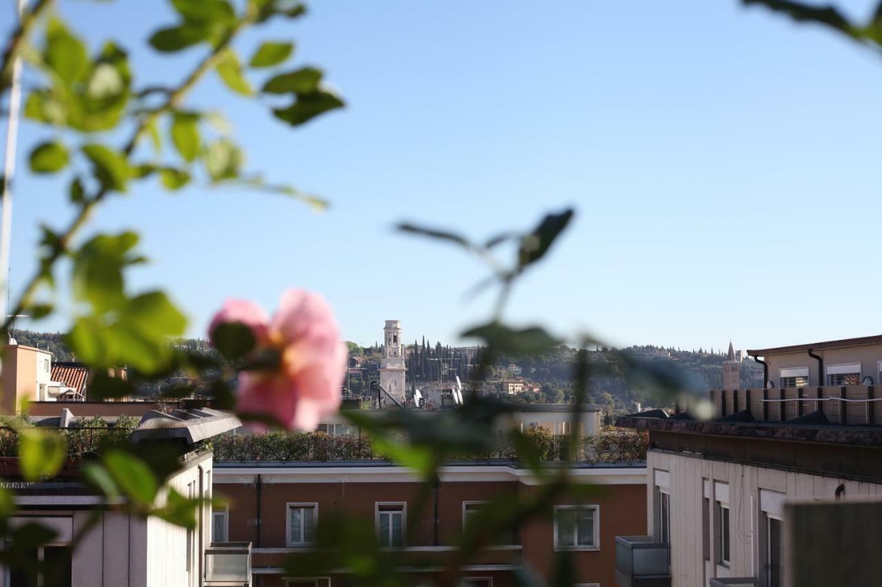 Il Garofano Rosa Apartment Verona Ngoại thất bức ảnh